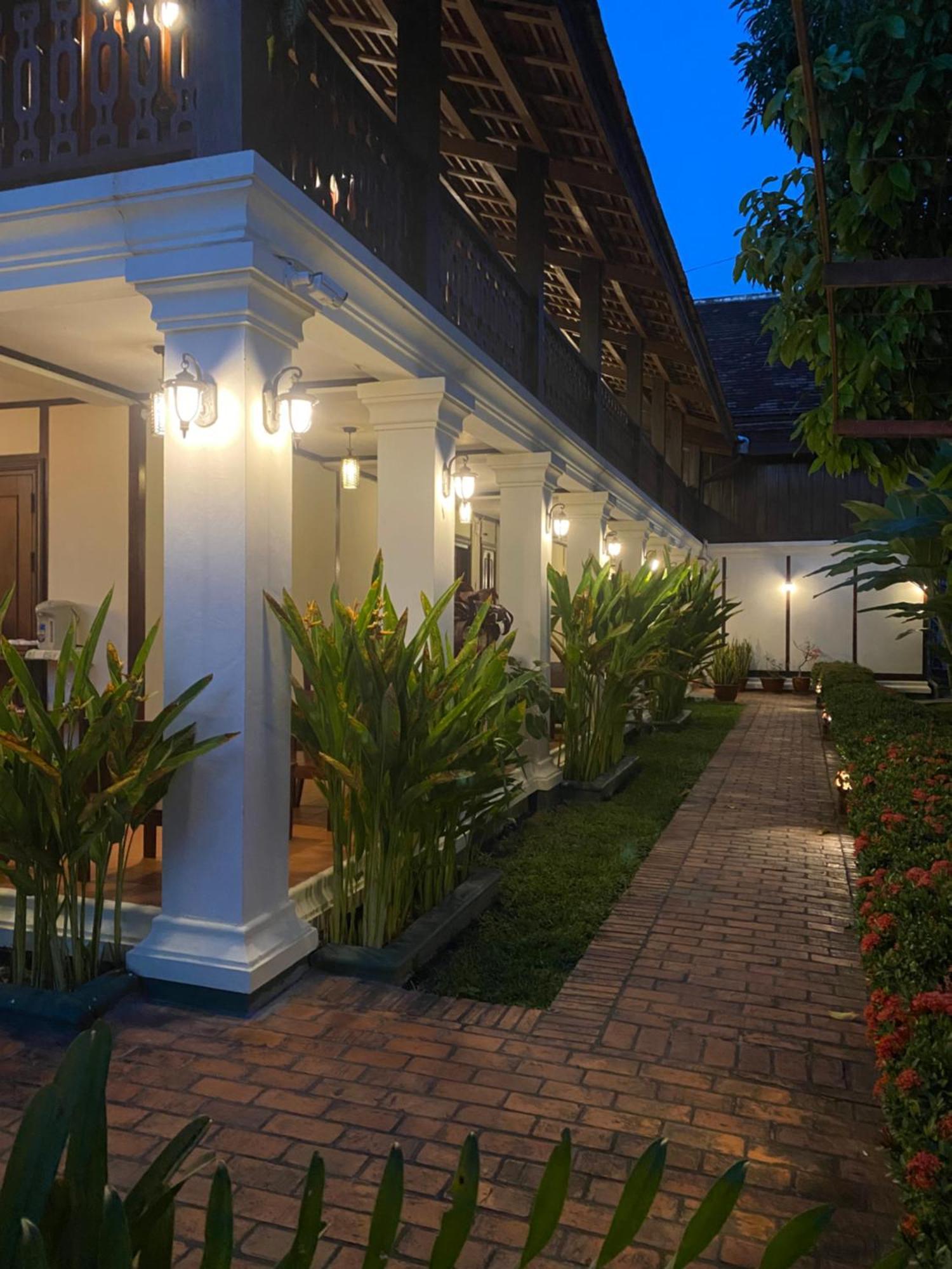 Luang Prabang Residence & Travel Exterior photo